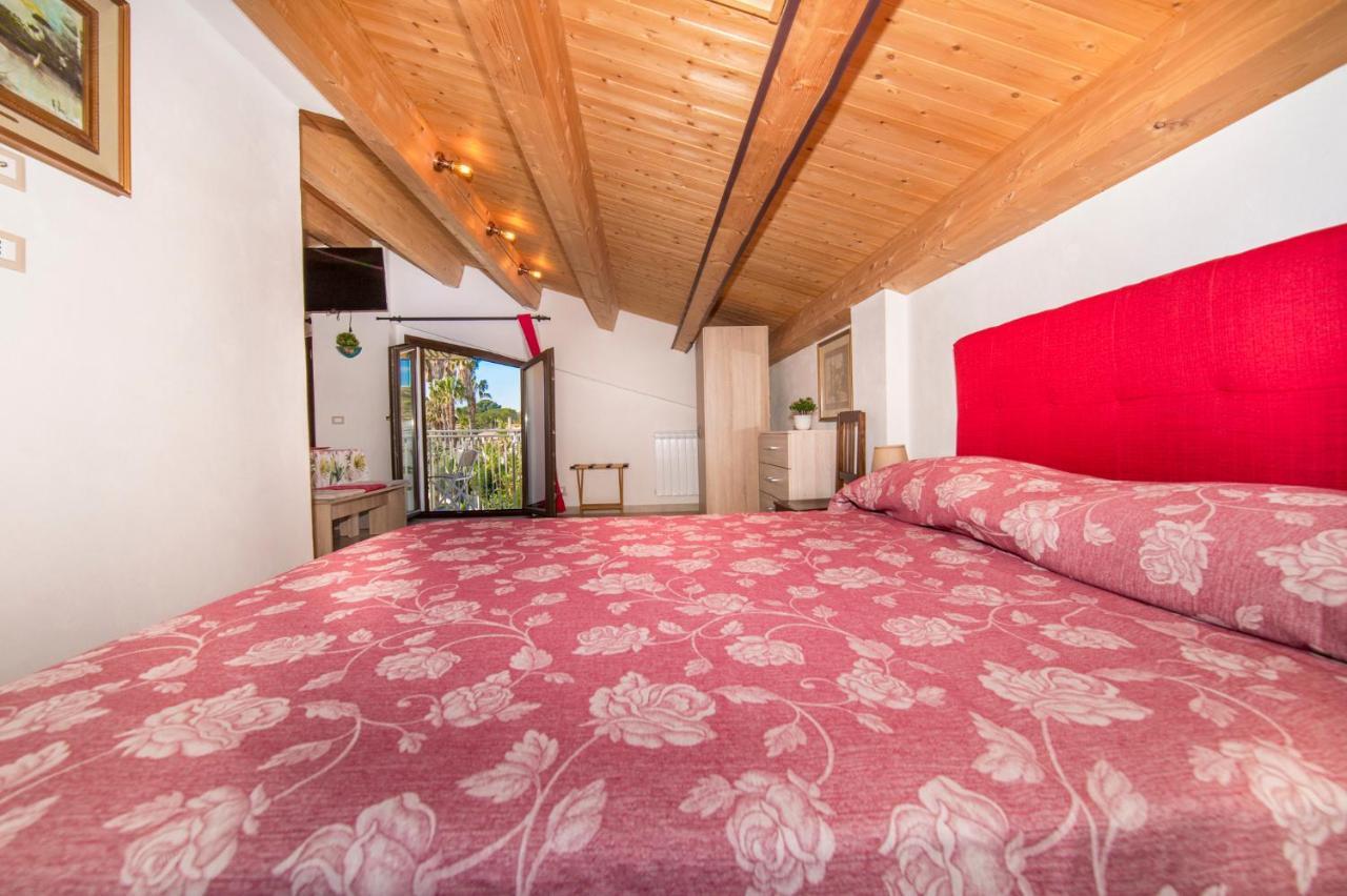 Villa Donata Фонтане Бианче Екстериор снимка
