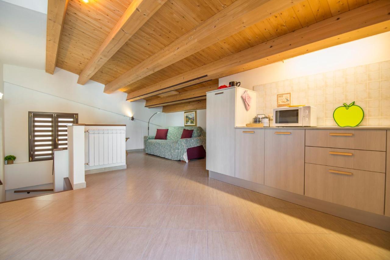 Villa Donata Фонтане Бианче Екстериор снимка