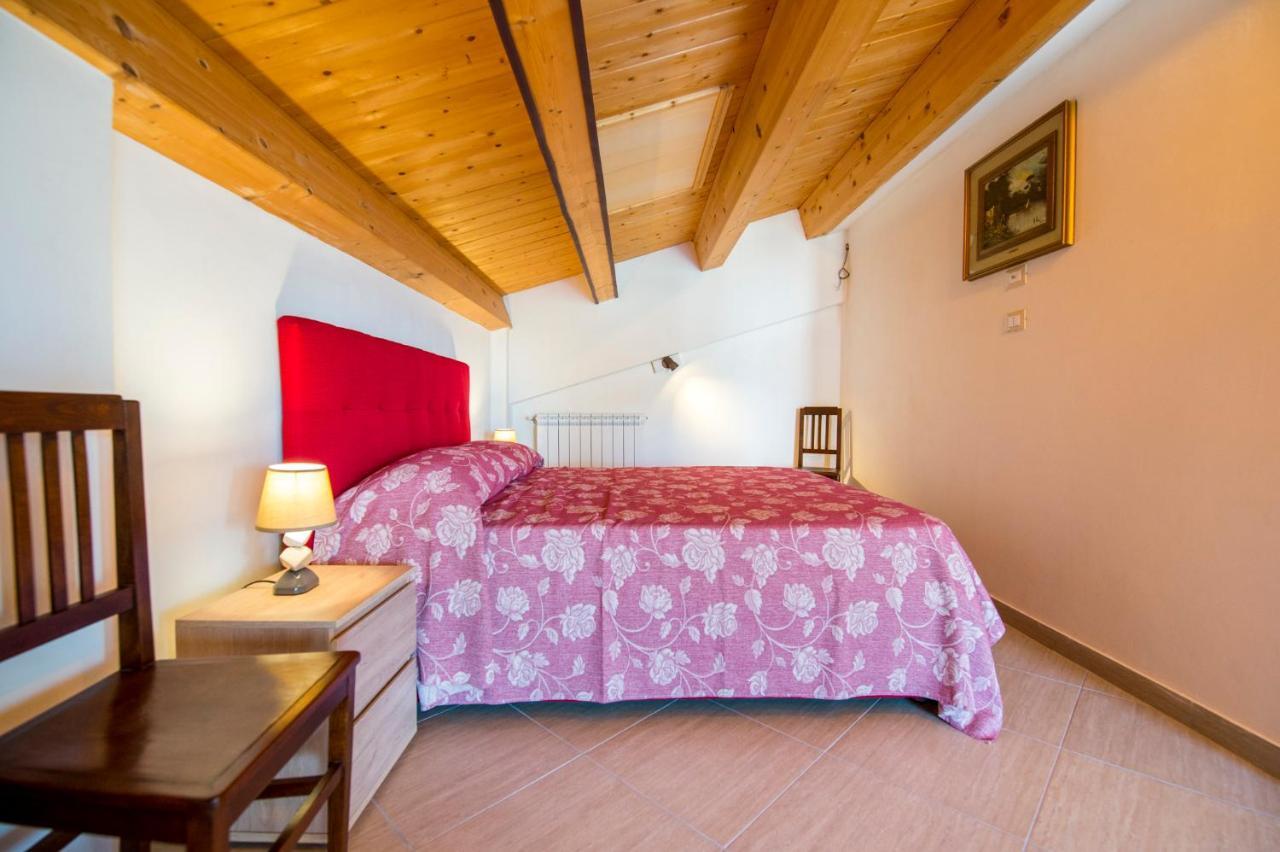 Villa Donata Фонтане Бианче Екстериор снимка