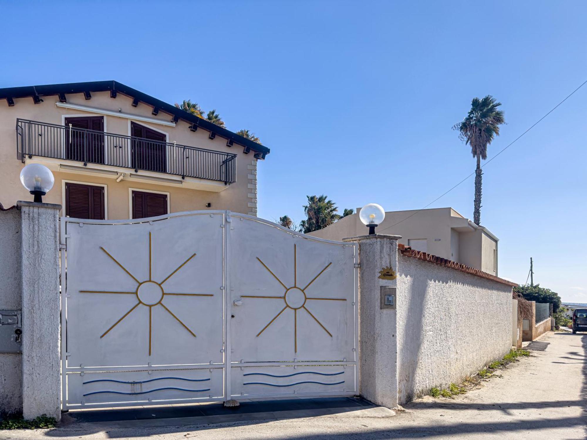 Villa Donata Фонтане Бианче Екстериор снимка